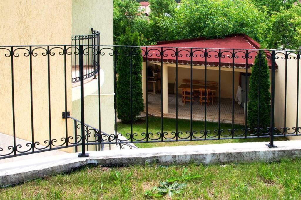Luxury Seaview 2-Bedroom Apartments Blue Elephant Balcic Exterior foto